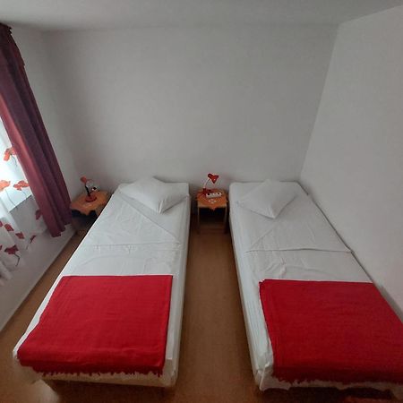 Holiday Home Zeljana Каприе Экстерьер фото